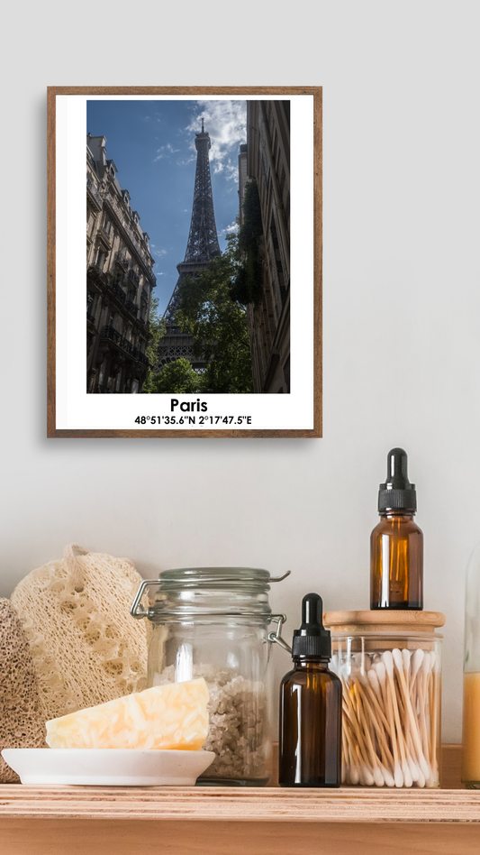 Paris / Eiffel Tower version 2 / English