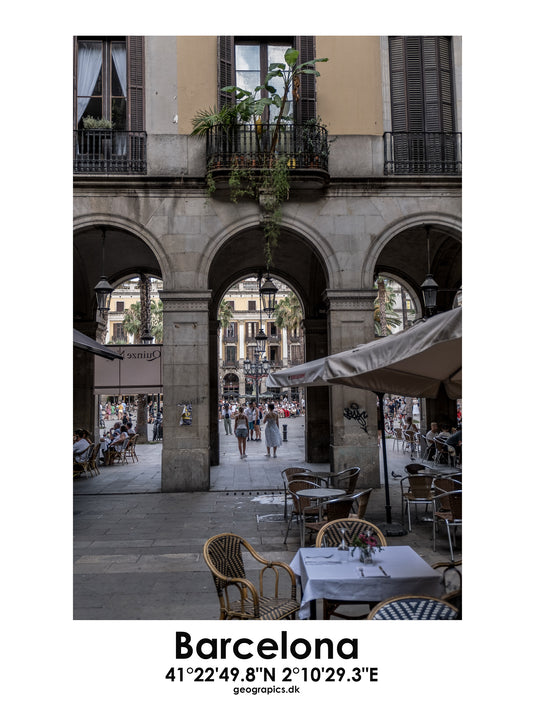 Barcelona / Plaça Reial / English